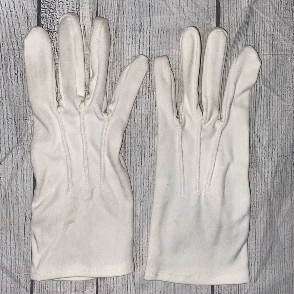 Vintage white gloves w/stitching on top of hand women sz small